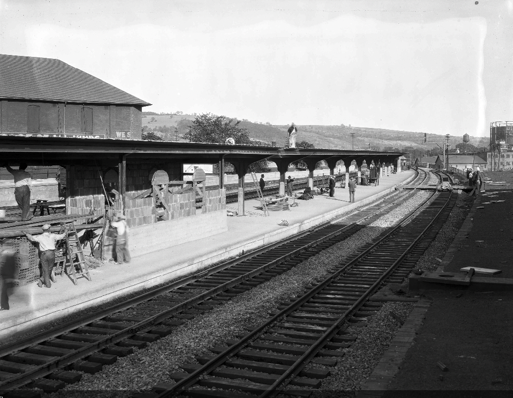Delaware, Lackawanna, And Western RR Boarding Platform Construction Sept. 1932