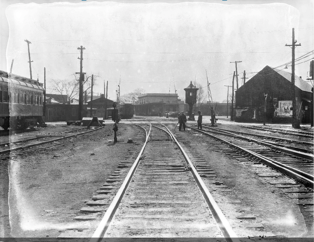 Washington Ave and Dickinson St tracks April 1932