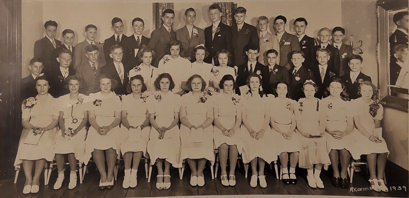 Graduating Class School No. 11 - 1939